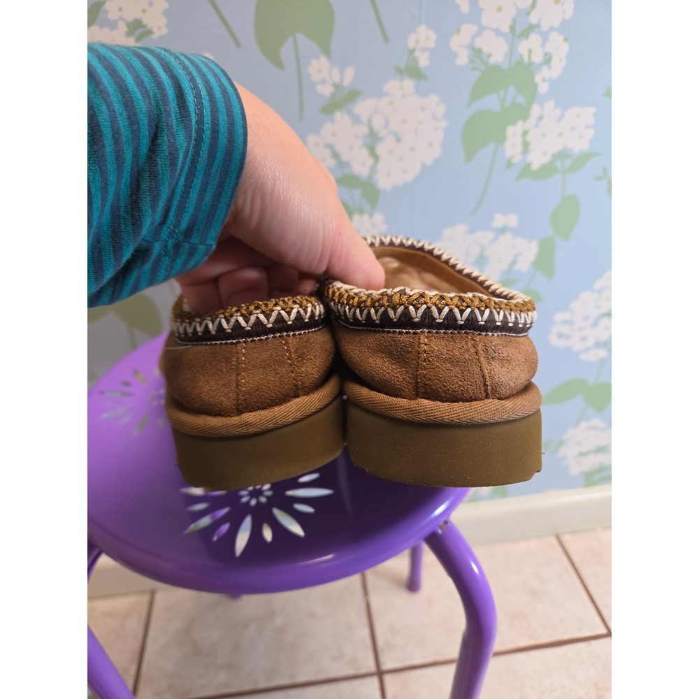 UGG Tasman Chestnut Suede Embroidered Braid Slippers 5955 Brown Womens 7 - Picture 8 of 9